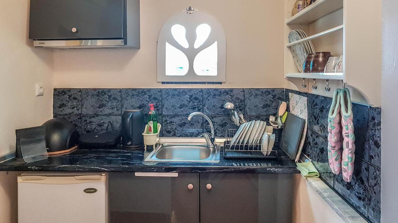 Appartamento Studio With City View Tirnavos Esterno foto